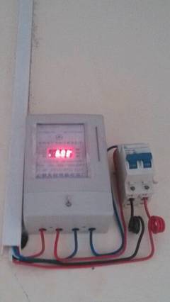 這種電表怎么讀數,剩余電量怎么看的_360問答